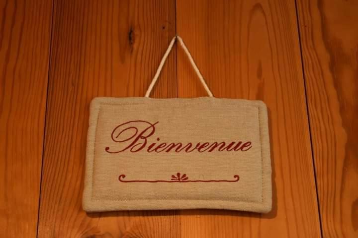 Gite Du Cheval Blanc D'Houmont Sainte-Ode Eksteriør bilde
